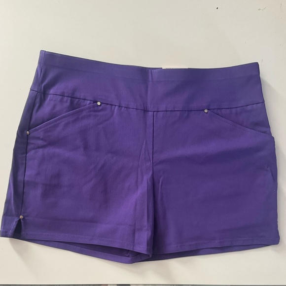 NWT INC International Concepts Purple Lily Mid-Rise Dressy Shorts - Picture 3 of 8